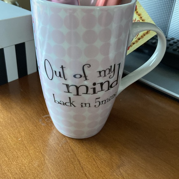 Cute retro girly mug - Picture 3 of 4